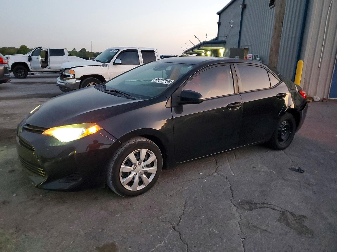 2018 TOYOTA COROLLA — Front 3/4