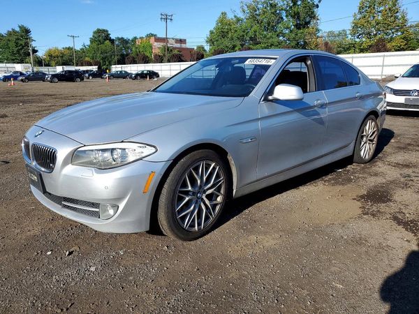 2013 BMW 528