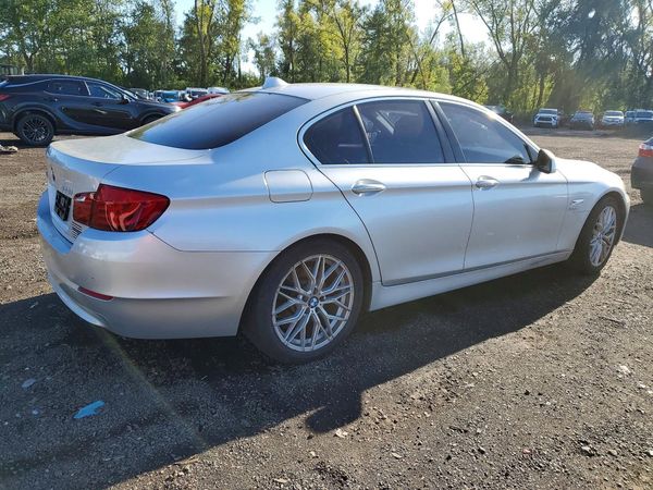 2013 BMW 528