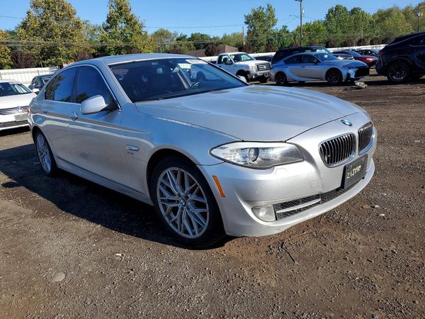 2013 BMW 528