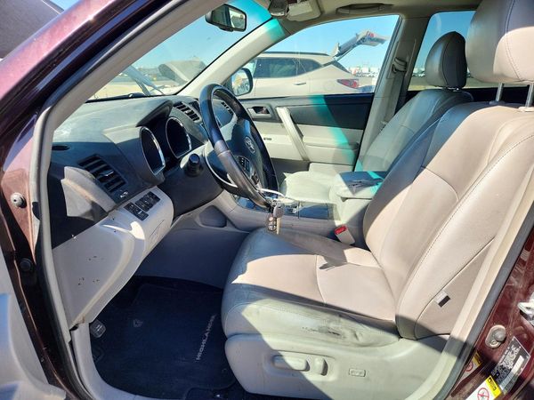 2013 TOYOTA HIGHLANDER Base/Hybrid