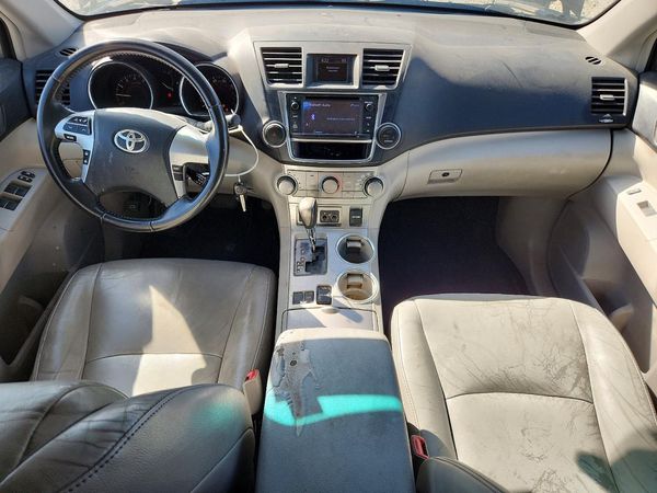 2013 TOYOTA HIGHLANDER Base/Hybrid