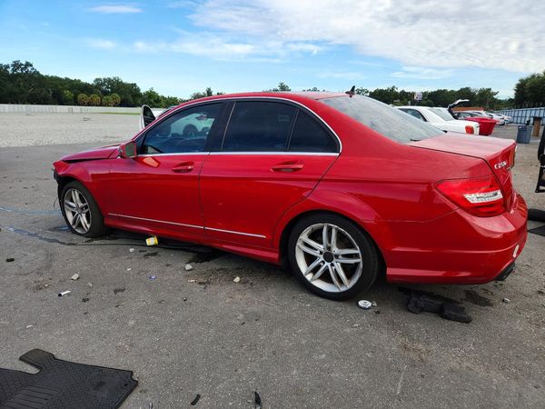2014 MERCEDES-BENZ C C250