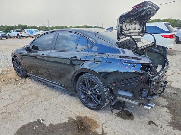 2026 TOYOTA CAMRY