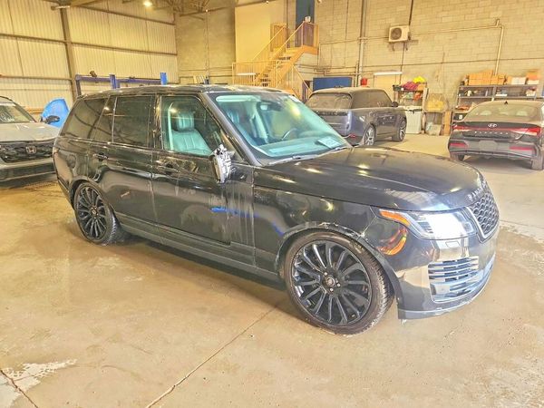 2018 LAND ROVER RANGE ROVER Supercharged — Passenger 3/4