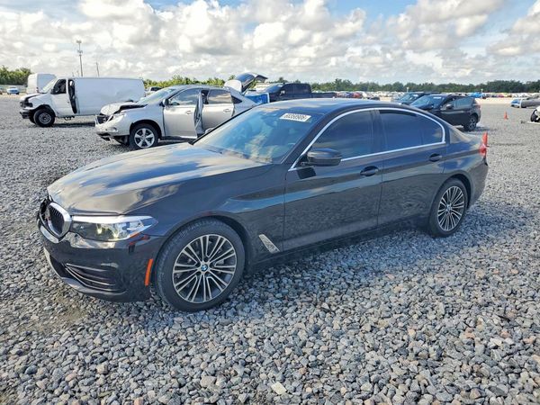 2019 BMW 530
