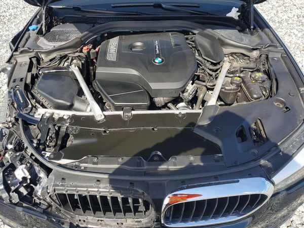 2019 BMW 530