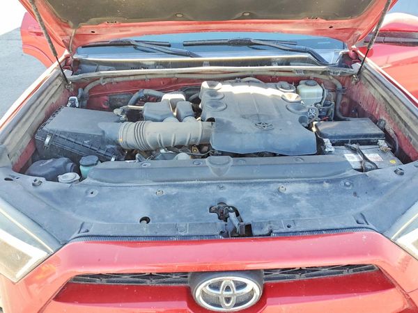 2016 TOYOTA 4RUNNER Base Grade — Engine bay