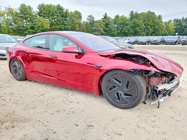 2026 TESLA MODEL S — Passenger 3/4