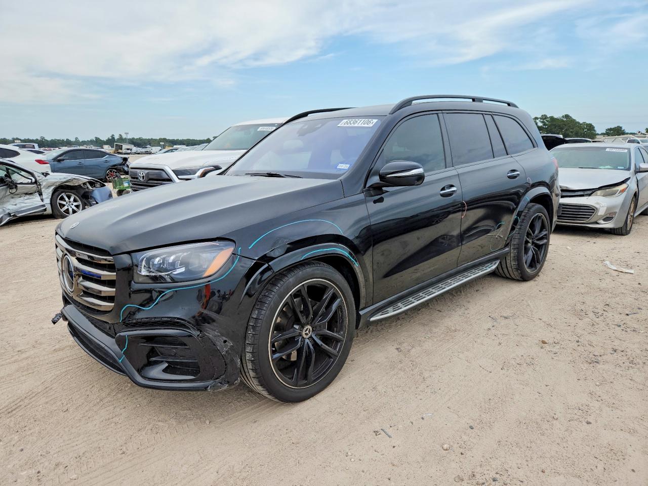 2024 MERCEDES-BENZ GLS — Front 3/4