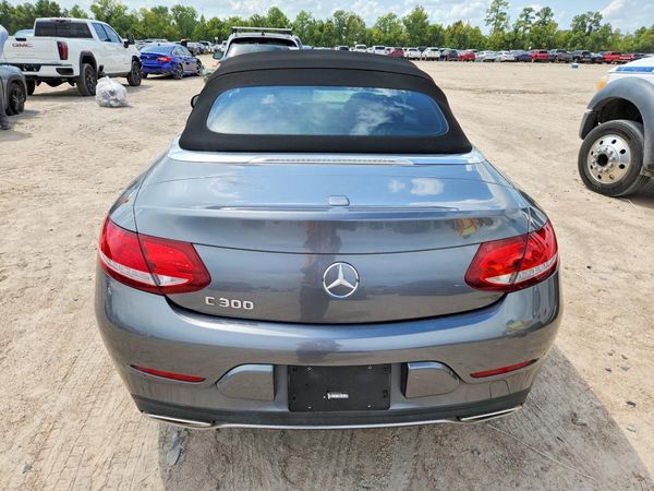 2017 MERCEDES-BENZ C C300