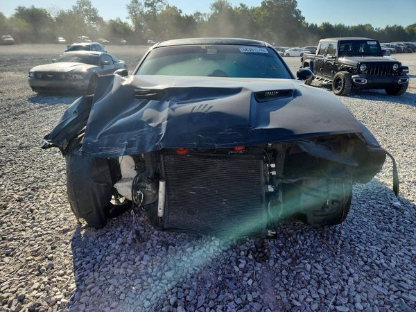 2016 DODGE CHALLENGER SXT