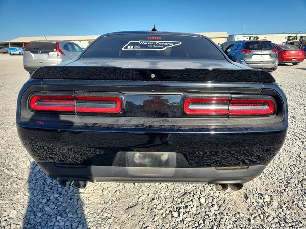 2016 DODGE CHALLENGER SXT