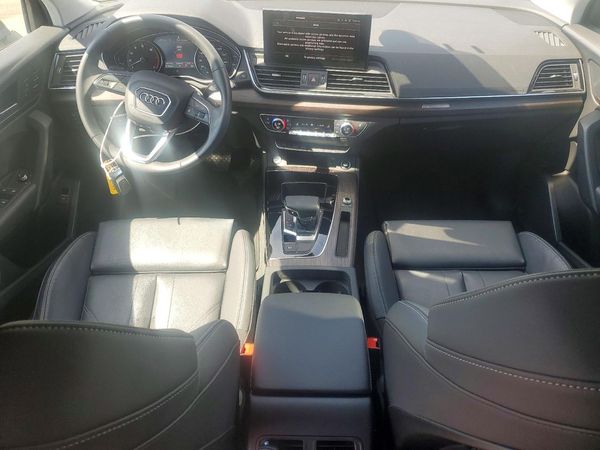 2024 AUDI Q5 S Line quattro Premium