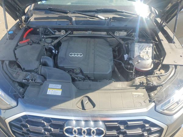2024 AUDI Q5 S Line quattro Premium