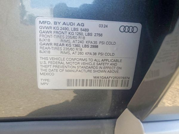 2024 AUDI Q5 S Line quattro Premium