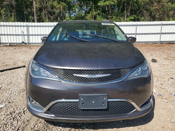 2018 CHRYSLER PACIFICA Touring L — DIRF