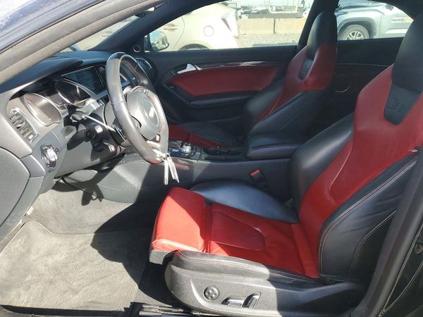 2013 AUDI S5