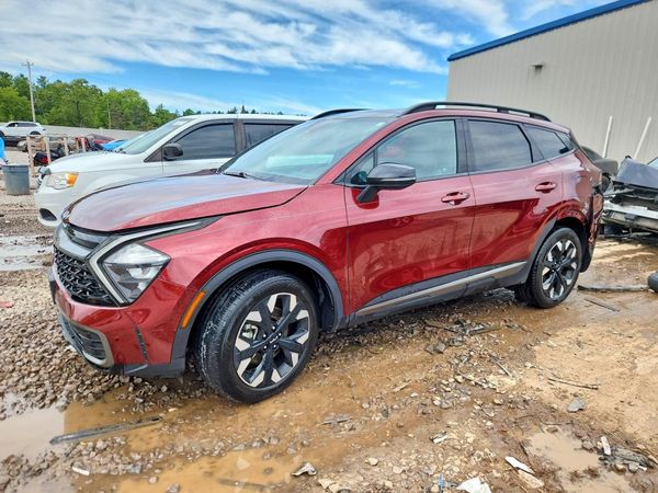 2023 KIA SPORTAGE — Front 3/4