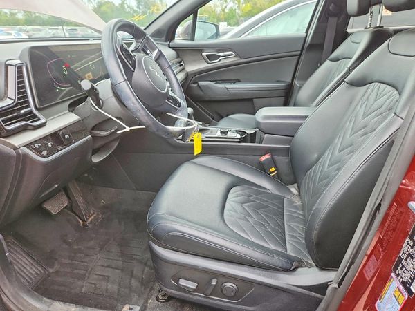 2023 KIA SPORTAGE — DENT
