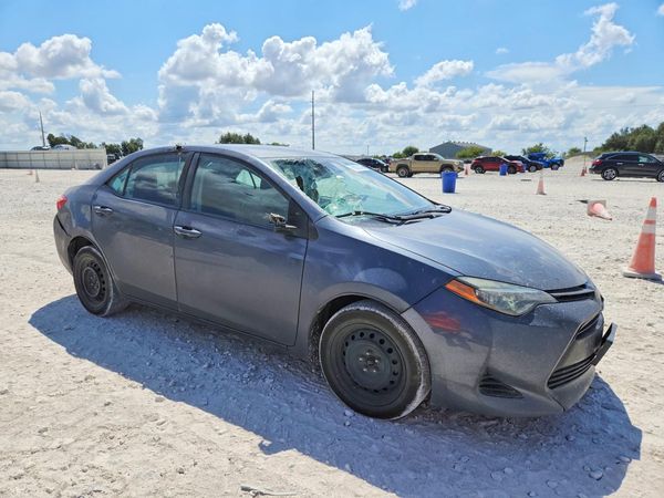 2017 TOYOTA COROLLA