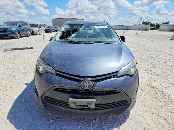 2017 TOYOTA COROLLA