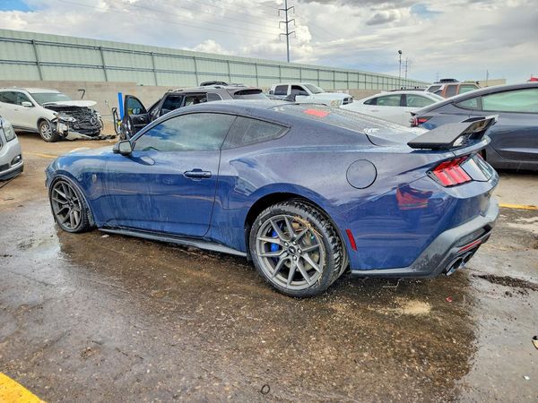 2025 FORD MUSTANG Dark Horse