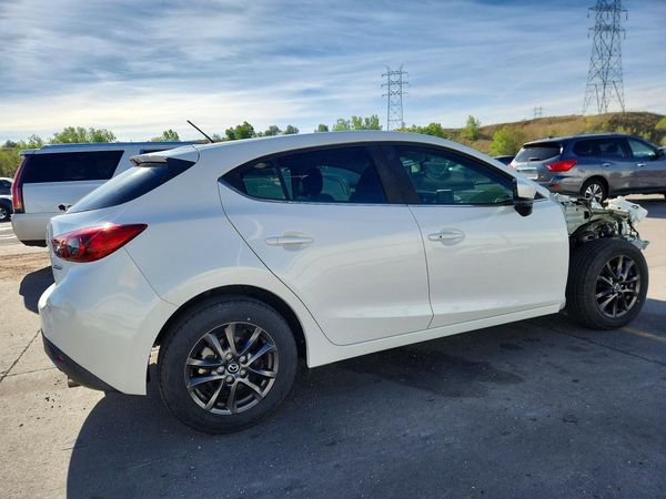 2015 MAZDA 3 Touring/GS