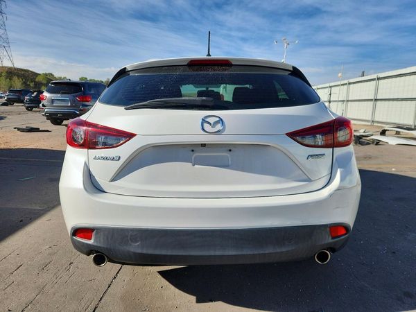 2015 MAZDA 3 Touring/GS