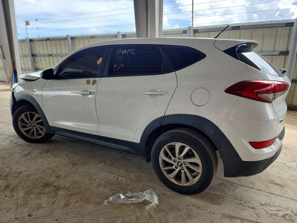2018 HYUNDAI TUCSON SE Standard
