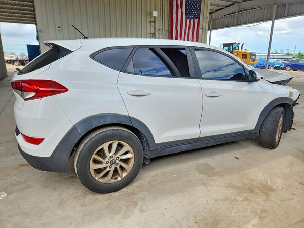 2018 HYUNDAI TUCSON SE Standard