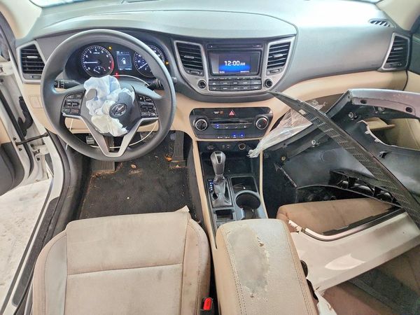 2018 HYUNDAI TUCSON SE Standard