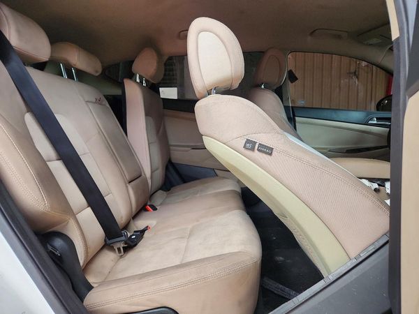 2018 HYUNDAI TUCSON SE Standard