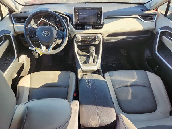 2019 TOYOTA RAV4