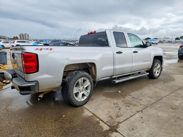 2017 CHEVROLET SILVERADO Custom — PSRA