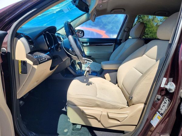 2012 KIA SORENTO GL(Middle-low grade)
