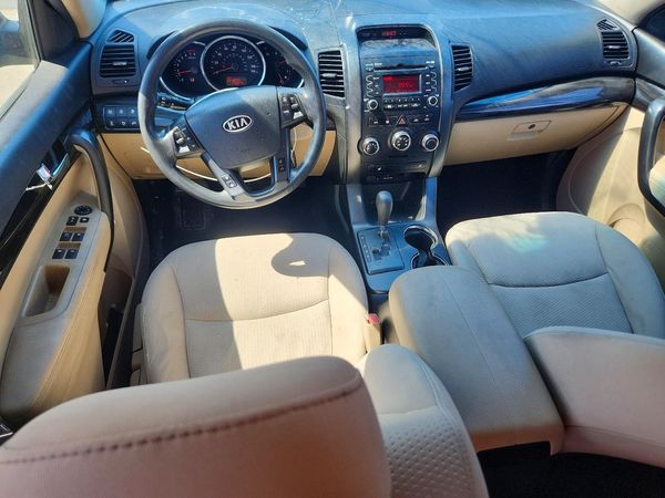 2012 KIA SORENTO GL(Middle-low grade)