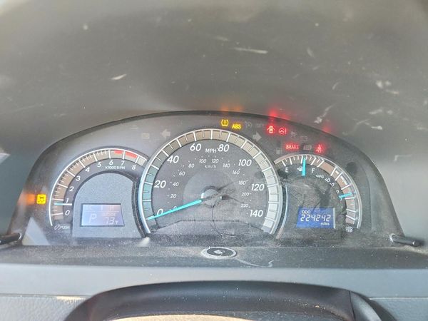 2012 TOYOTA CAMRY
