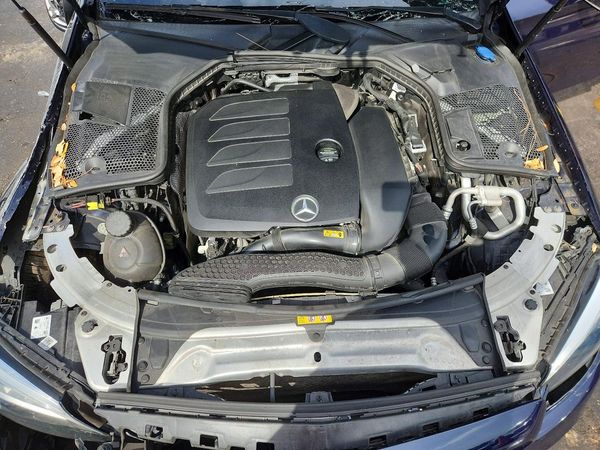 2019 MERCEDES-BENZ C-CLASS C300-4M — Engine bay