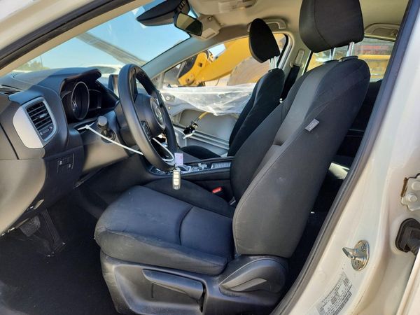 2018 MAZDA 3