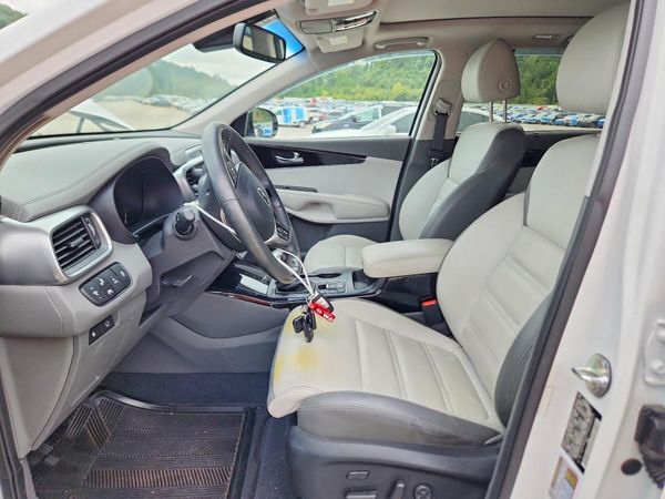 2019 KIA SORENTO SX, SXL