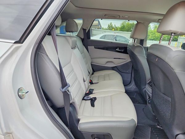 2019 KIA SORENTO SX, SXL