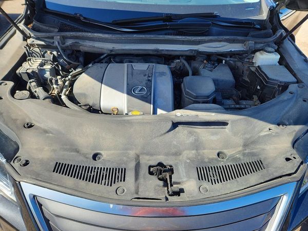 2017 LEXUS RX350 350 — Engine bay