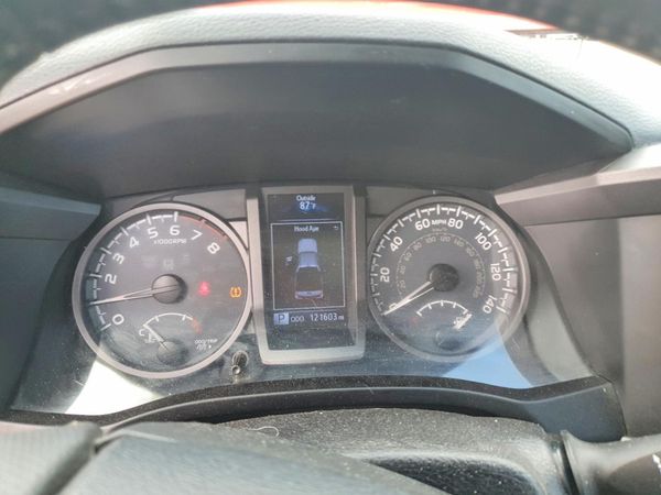 2016 TOYOTA TACOMA