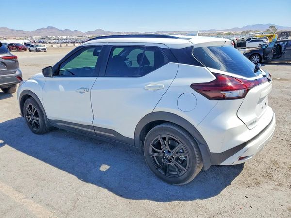 2023 NISSAN KICKS