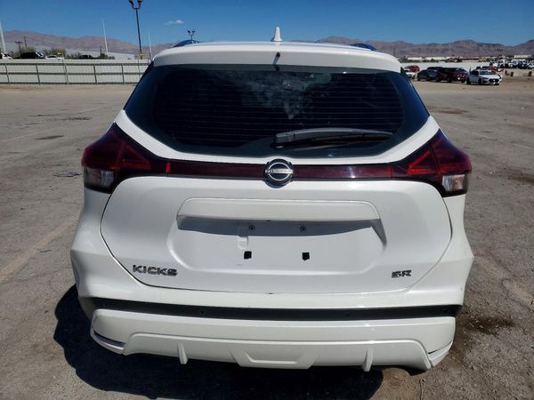 2023 NISSAN KICKS