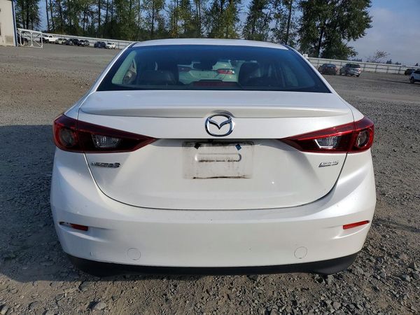 2018 MAZDA 3 Touring — DIRR
