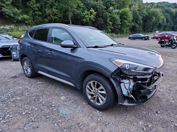 2017 HYUNDAI TUCSON
