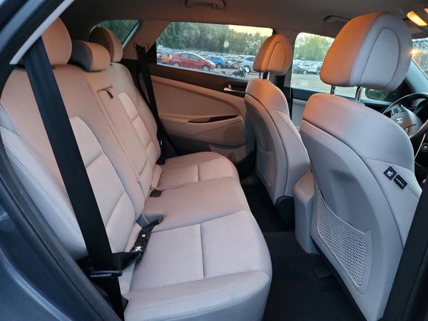 2017 HYUNDAI TUCSON