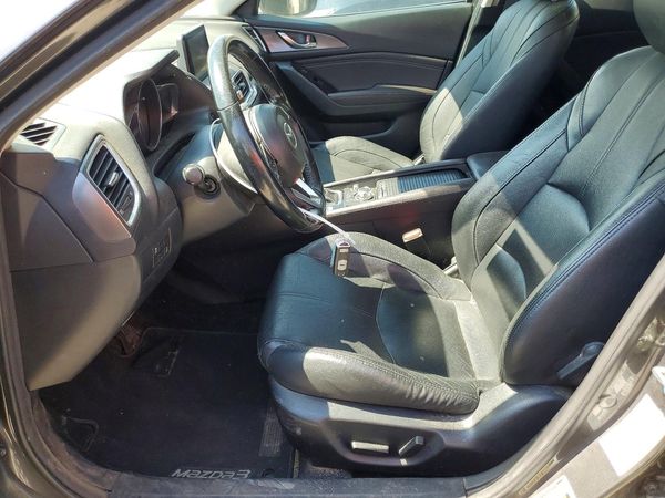 2018 MAZDA 3